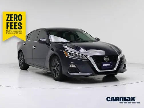 2022 Nissan Altima 2.5 SV FWD photo