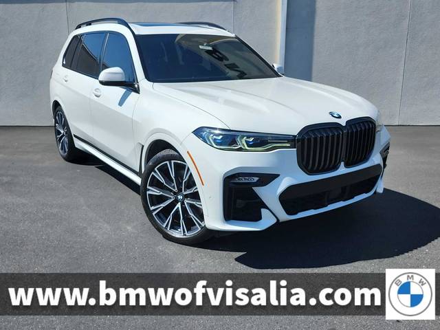 2022 BMW X7 M50i AWD photo