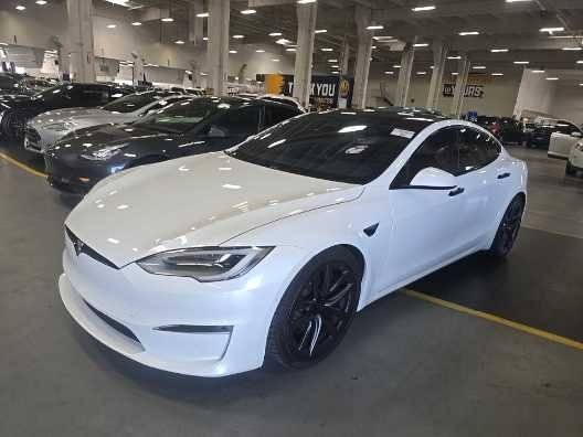 2021 Tesla Model S Plaid AWD photo