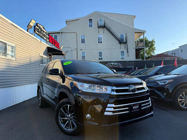 2019 Toyota Highlander XLE AWD photo