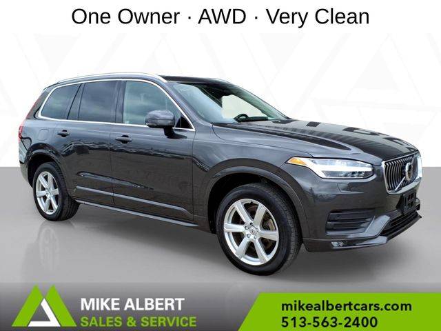 2023 Volvo XC90 Core AWD photo
