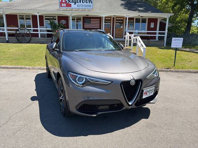 2022 Alfa Romeo Stelvio Ti AWD photo