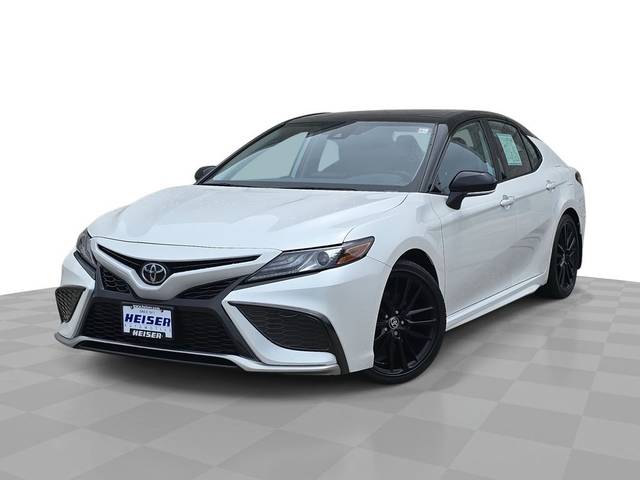 2021 Toyota Camry XSE FWD photo