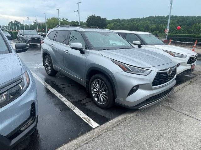 2020 Toyota Highlander Platinum AWD photo