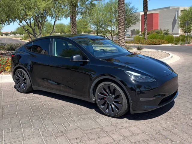 2023 Tesla Model Y Performance AWD photo