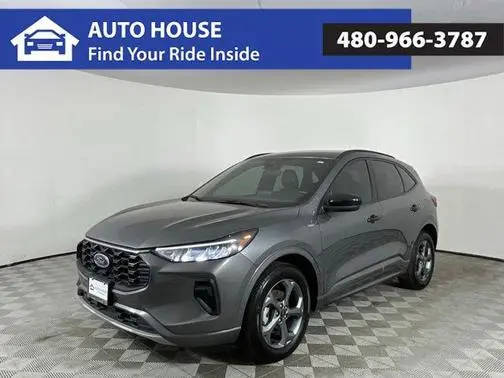 2023 Ford Escape ST-Line AWD photo