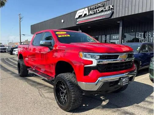 2023 Chevrolet Silverado 1500 LT 4WD photo