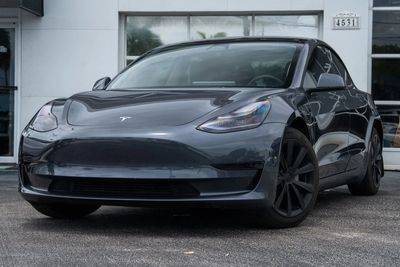 2023 Tesla Model 3 RWD photo