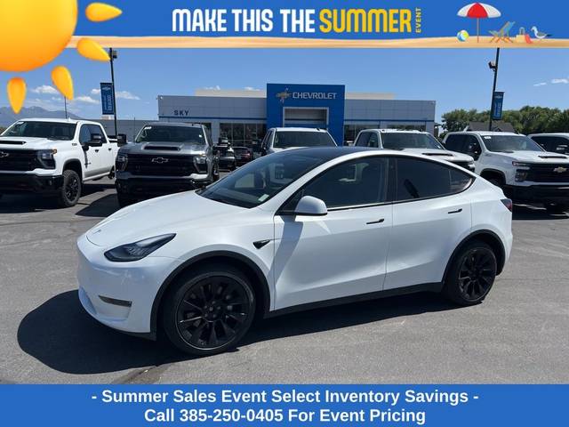2023 Tesla Model Y Long Range AWD photo