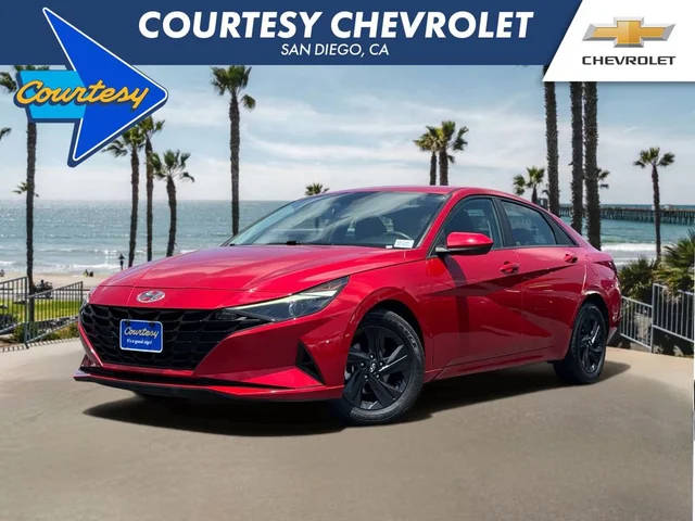 2023 Hyundai Elantra SEL FWD photo