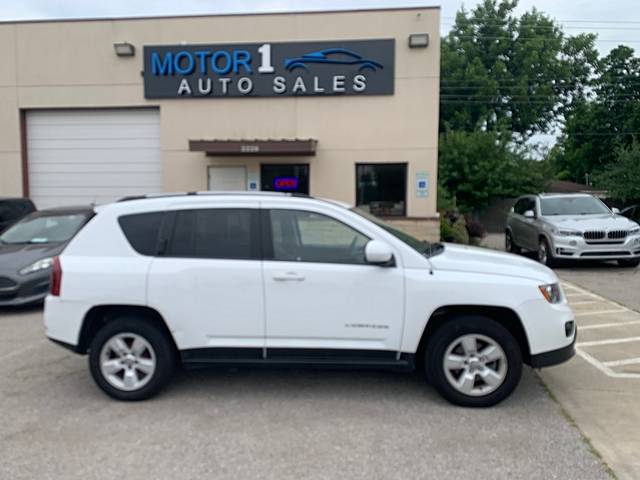 2016 Jeep Compass 4WD photo