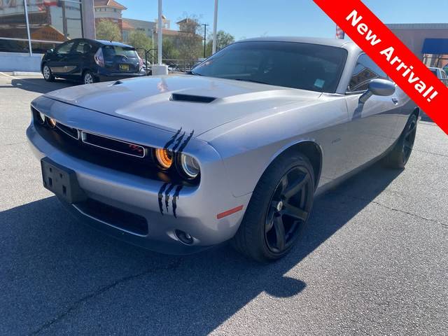 2018 Dodge Challenger R/T RWD photo
