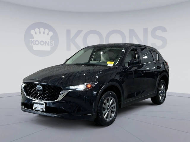 2023 Mazda CX-5 2.5 S Preferred Package AWD photo