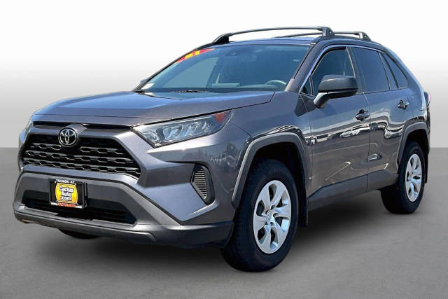 2021 Toyota RAV4 LE FWD photo