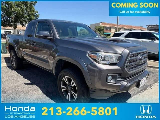 2016 Toyota Tacoma TRD Sport RWD photo