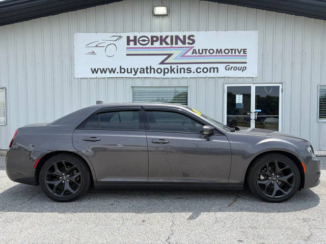 2022 Chrysler 300 300S RWD photo