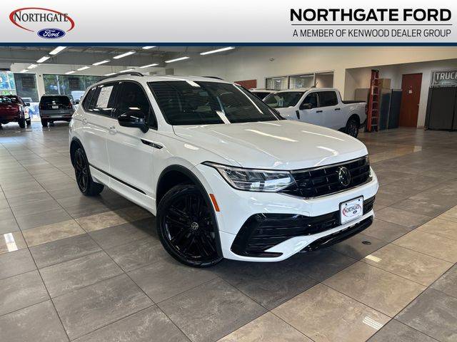 2022 Volkswagen Tiguan SE R-Line Black AWD photo