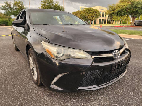 2015 Toyota Camry XLE FWD photo