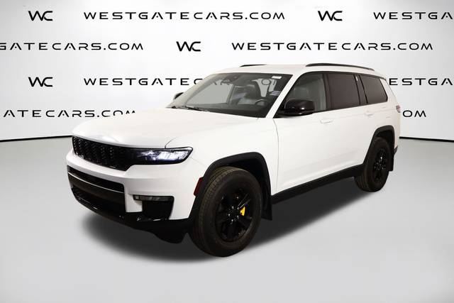 2022 Jeep Grand Cherokee L Altitude 4WD photo