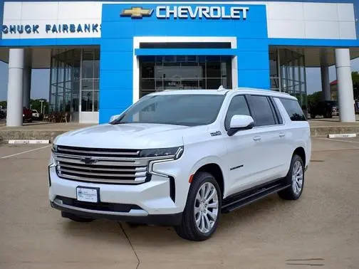2023 Chevrolet Suburban High Country 4WD photo
