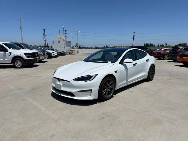 2023 Tesla Model S Standard Range AWD photo