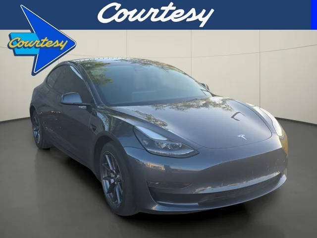 2023 Tesla Model 3 RWD photo