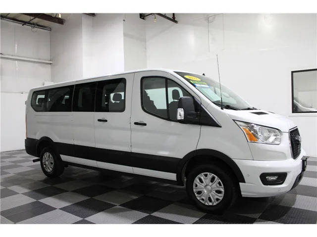 2021 Ford Transit Passenger Wagon XLT RWD photo