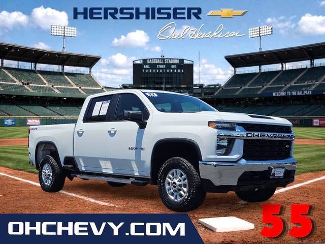 2022 Chevrolet Silverado 2500HD LT 4WD photo