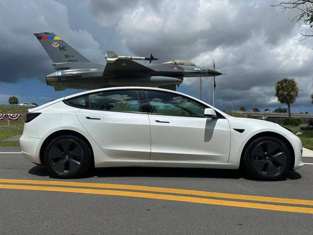 2021 Tesla Model 3 Standard Range Plus RWD photo