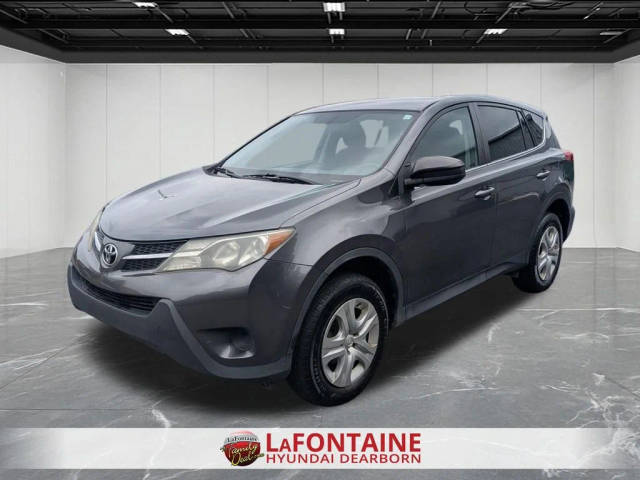 2015 Toyota RAV4 LE FWD photo