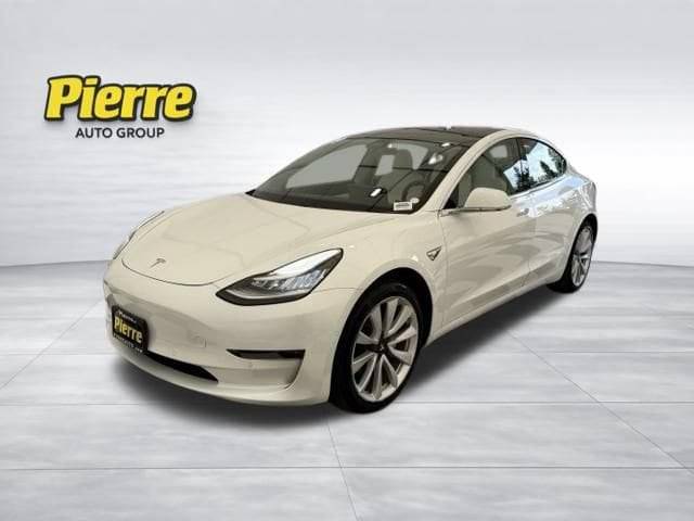 2019 Tesla Model 3 Mid Range RWD photo