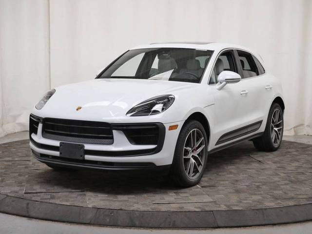 2022 Porsche Macan S AWD photo