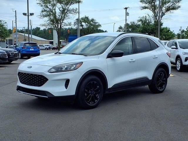 2022 Ford Escape SE AWD photo