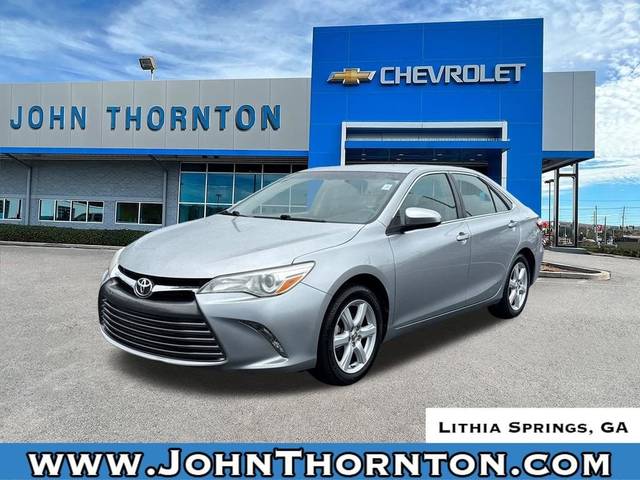 2017 Toyota Camry XLE FWD photo
