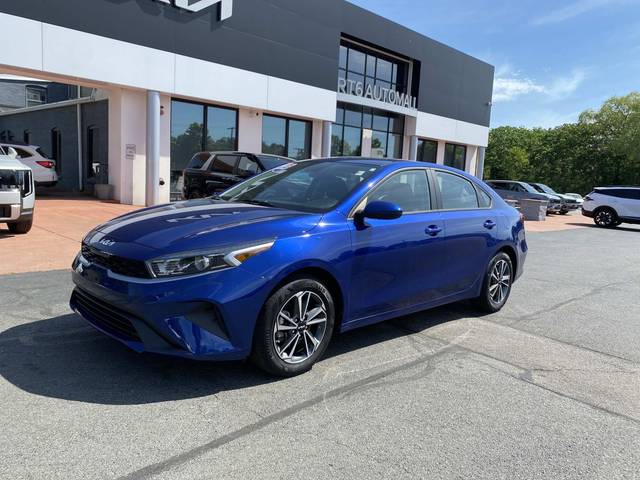 2023 Kia Forte LXS FWD photo