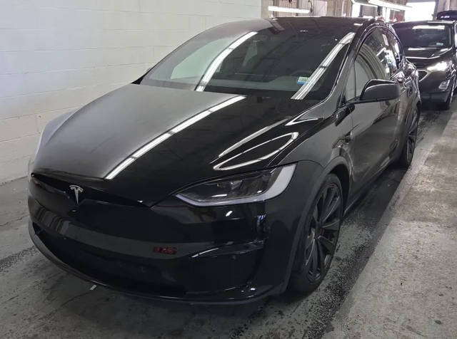 2023 Tesla Model X Plaid AWD photo