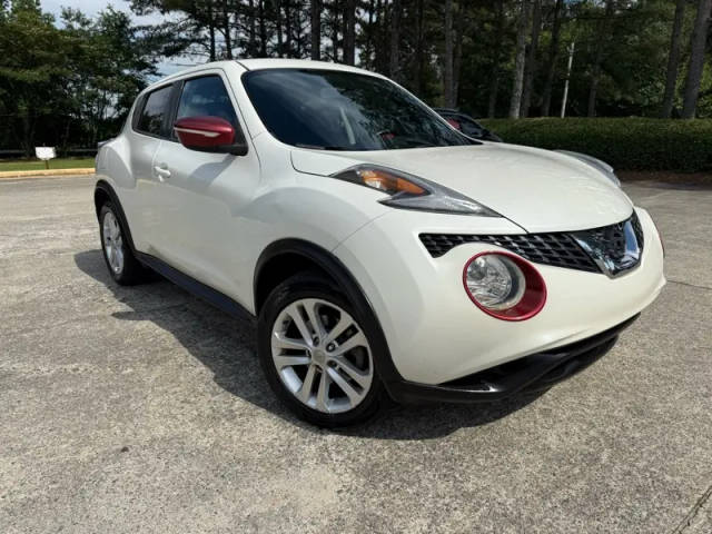 2015 Nissan Juke S FWD photo