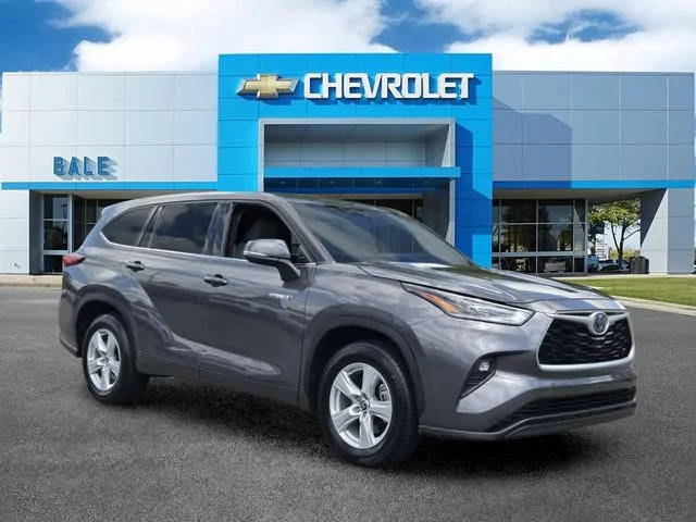 2021 Toyota Highlander Hybrid LE FWD photo