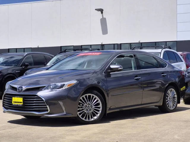 2016 Toyota Avalon Limited FWD photo