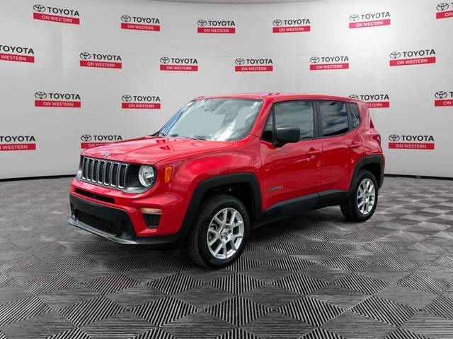 2023 Jeep Renegade Latitude 4WD photo