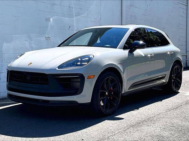 2023 Porsche Macan GTS AWD photo