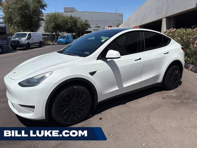 2022 Tesla Model Y Long Range AWD photo