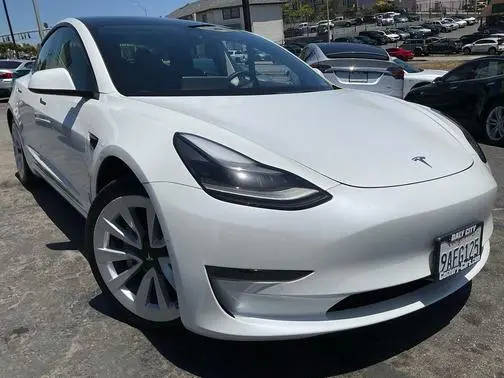 2022 Tesla Model 3  RWD photo