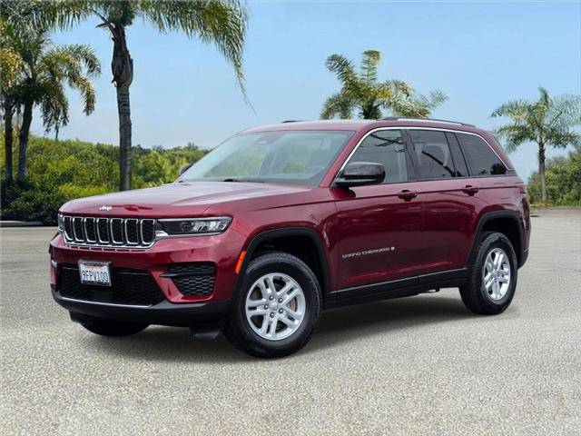 2023 Jeep Grand Cherokee Laredo RWD photo