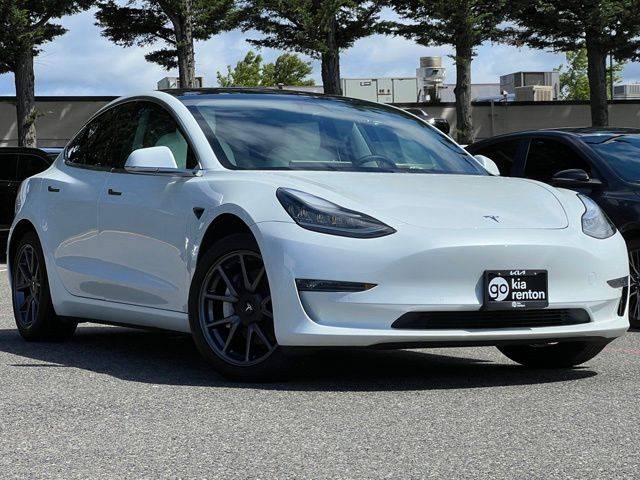 2019 Tesla Model 3 Mid Range RWD photo