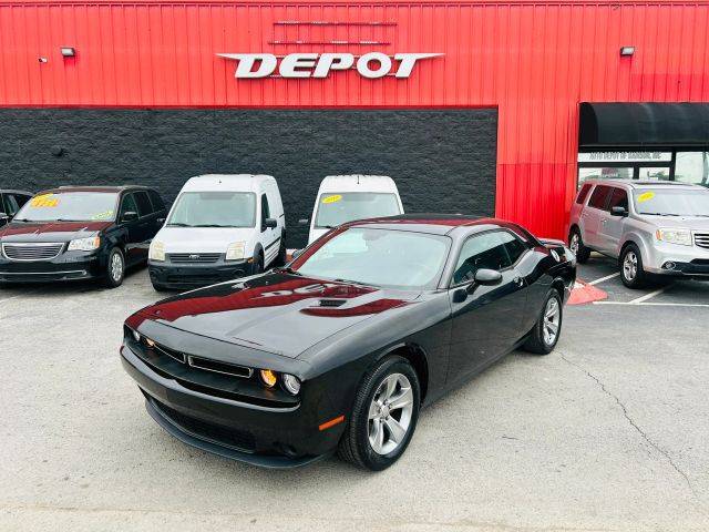 2018 Dodge Challenger SXT RWD photo