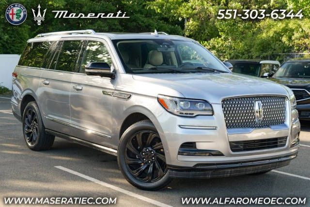 2023 Lincoln Navigator L Reserve 4WD photo