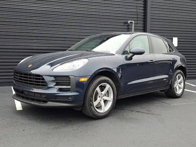2019 Porsche Macan  AWD photo