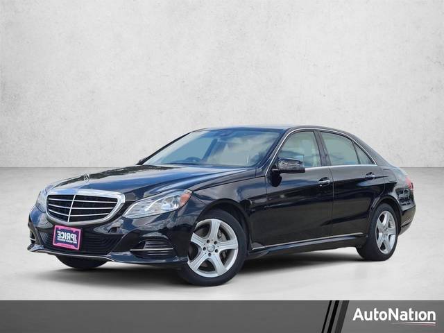 2015 Mercedes-Benz E-Class E 350 Luxury RWD photo