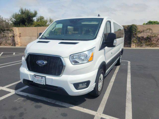 2021 Ford Transit Passenger Wagon XLT RWD photo